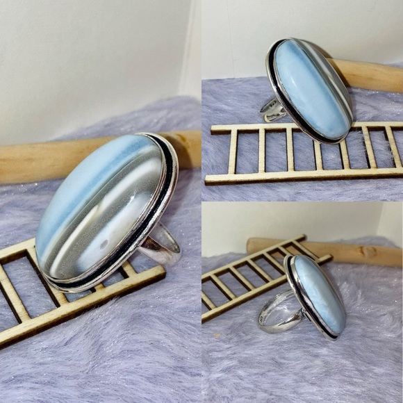 Lovely Owyhee Blue Opal Gemstone Chunky Handmade Ring - Picture 3 of 5